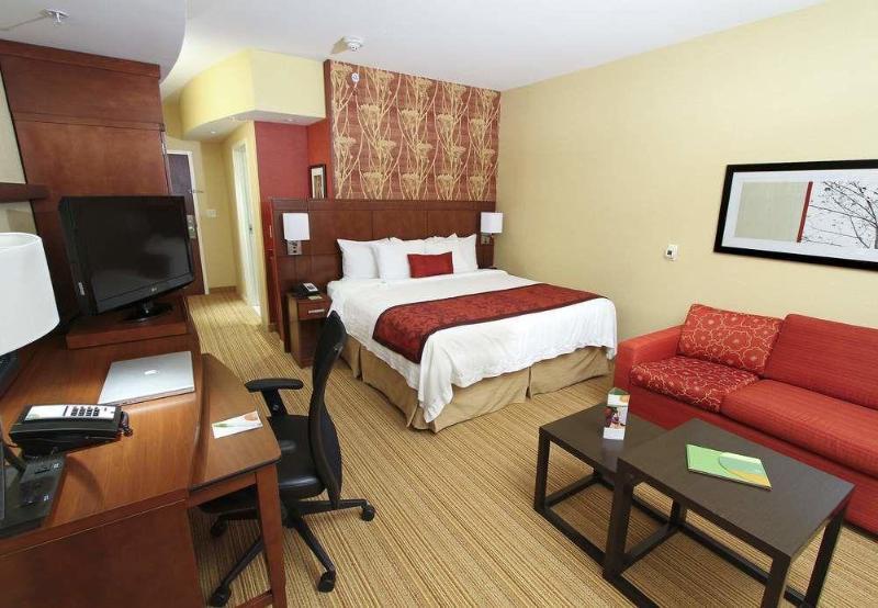 Hotel Courtyard By Marriott Raleigh North/Triangle Town Center Exterior foto